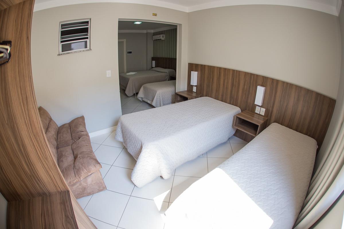 Hotel Contessi *